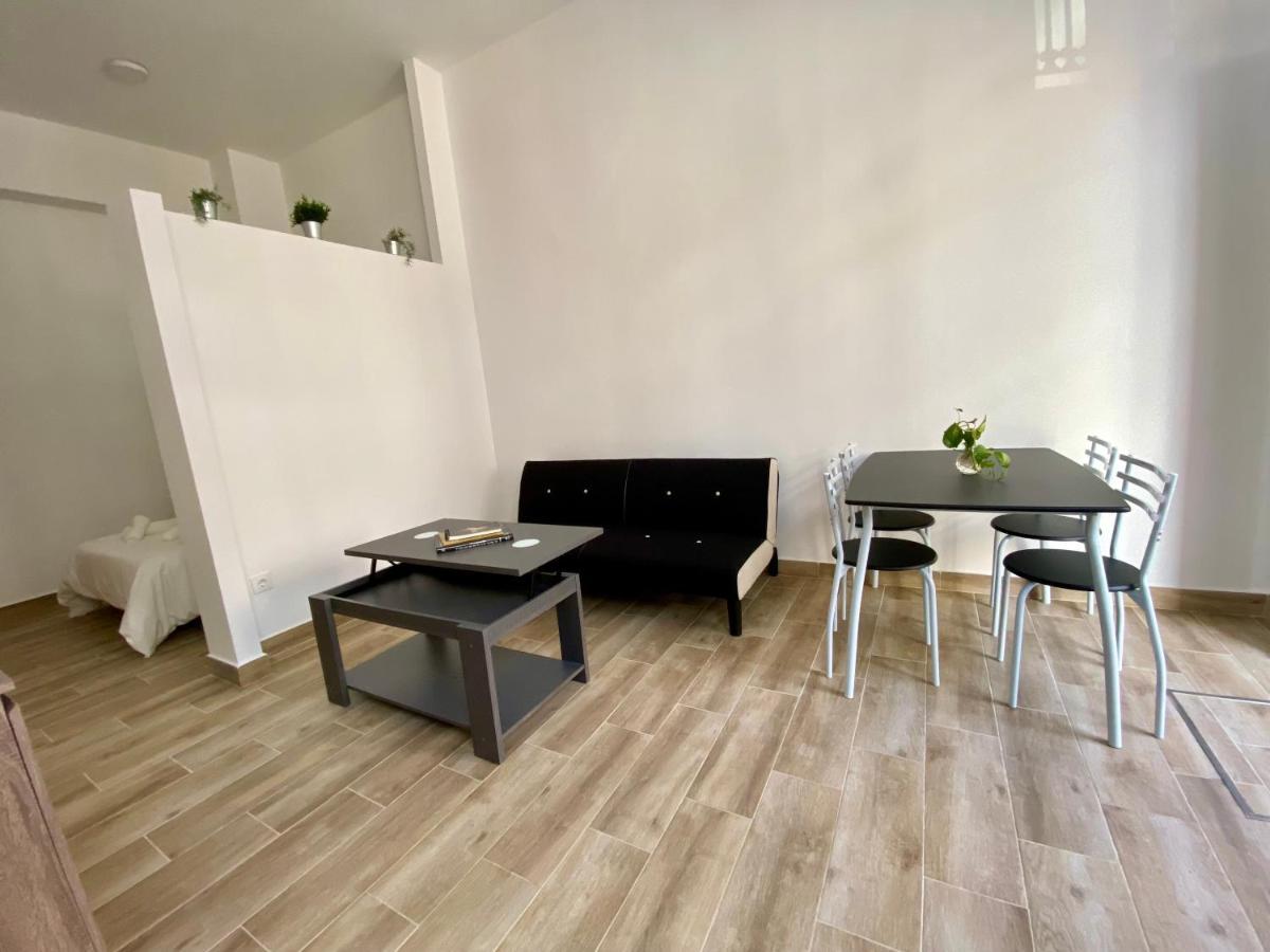 Apartamento Cruz Roja A Севілья Екстер'єр фото